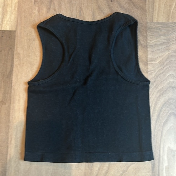 Black Ribbed Crop Top - Picture 2 of 2